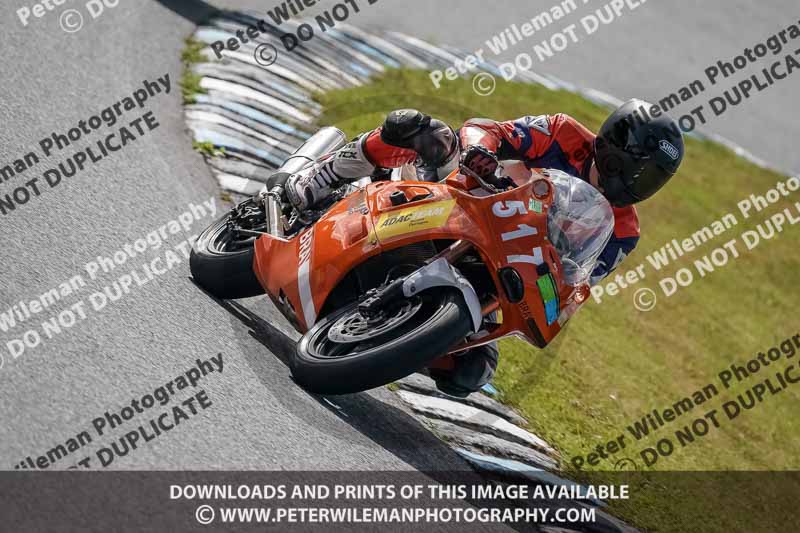 enduro digital images;event digital images;eventdigitalimages;lydden hill;lydden no limits trackday;lydden photographs;lydden trackday photographs;no limits trackdays;peter wileman photography;racing digital images;trackday digital images;trackday photos